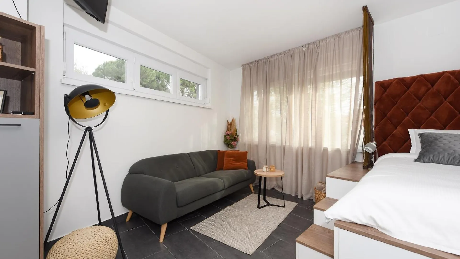Feel Good Apartment & Studio Zadar 0*,  Kroatien