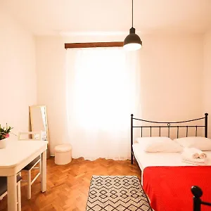 Cozy Studio In City Centar Stosija Apartment