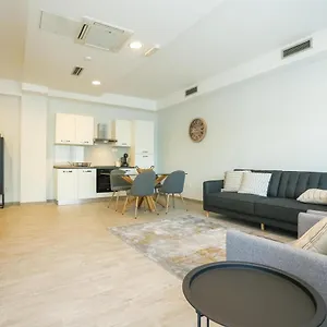 Kolovare Apartment